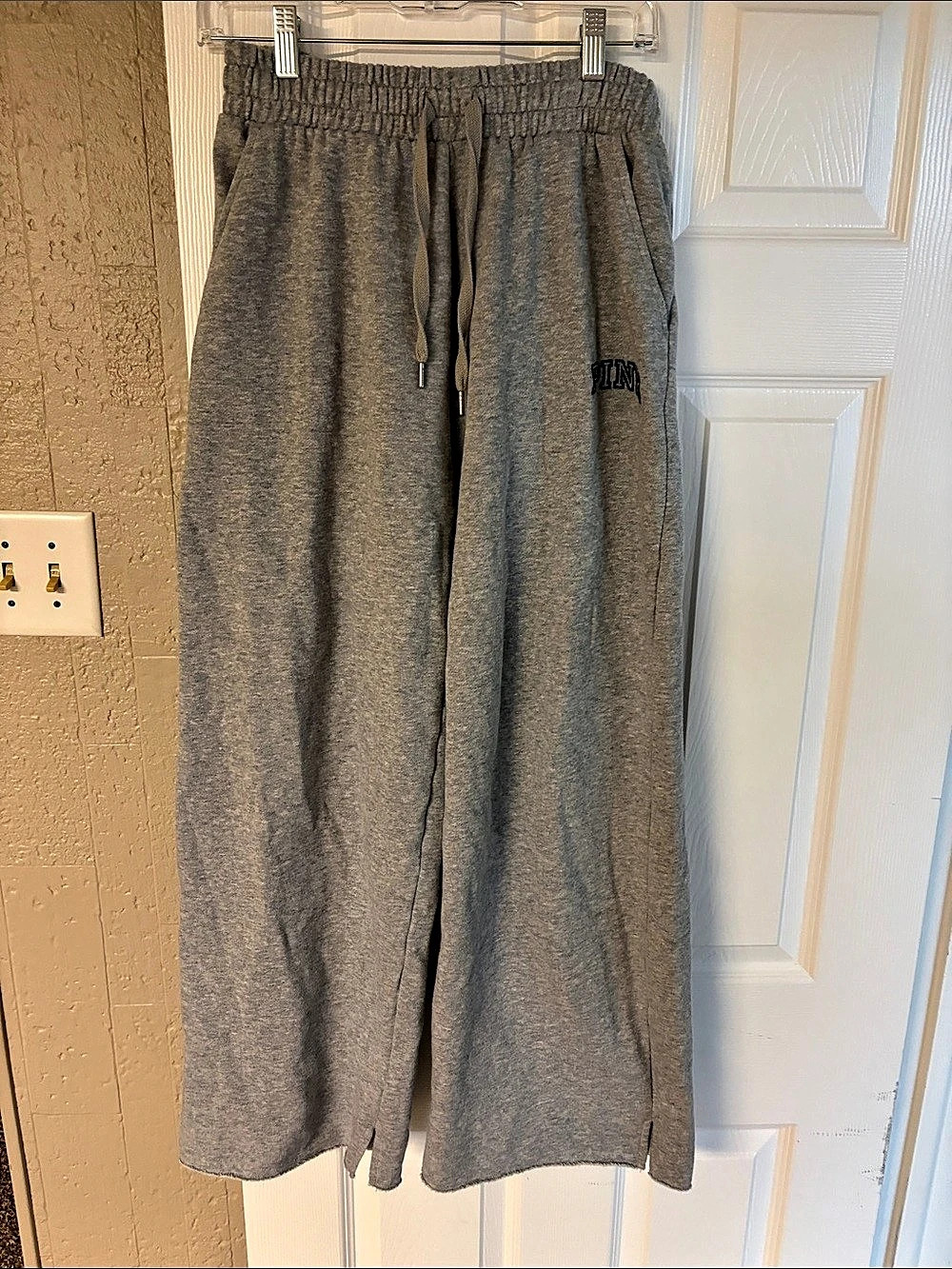 PINK Wide Leg Lounge Pants in Gray Size Small Like New